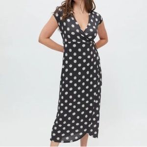 Urban Outfitters Grey floral wrap dress. Size small and new with tags